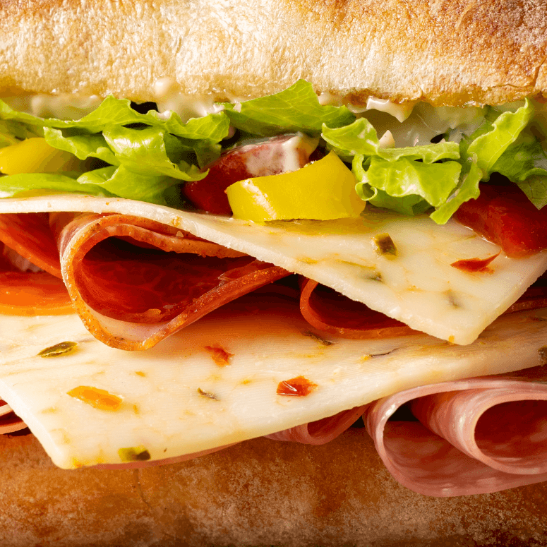 35888 SL Spcy CrlnRprJck Ecomm Lifestyle1