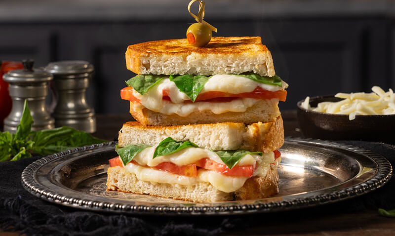 CapreseGrilledCheese