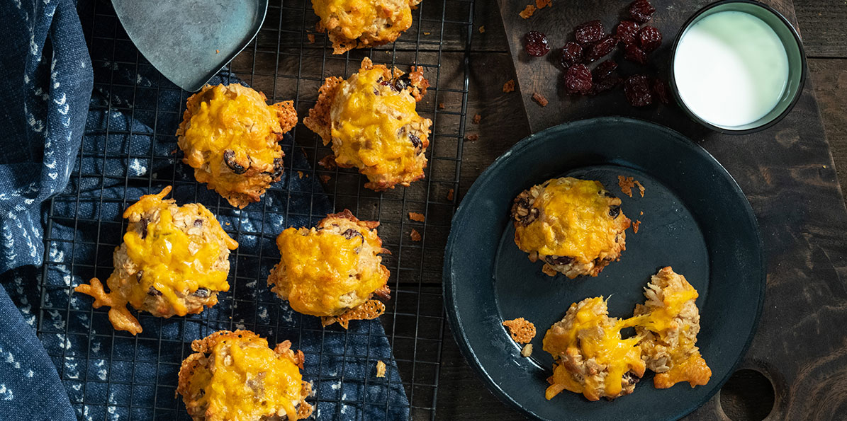 Cheddar Cheese and Oatmeal Cookies | Sargento® Foods Incorporated