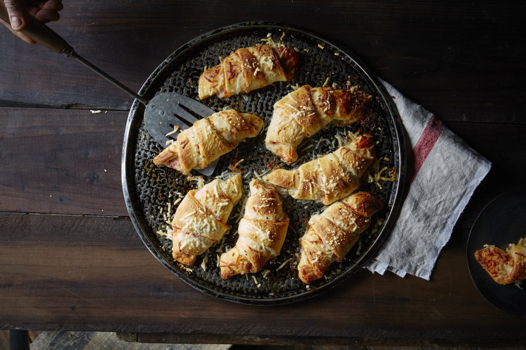 Baked Pizza Roll-Ups | Sargento® Foods Incorporated